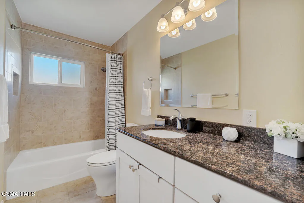 2224 Alscot Avenue, Simi Valley, California 93063 home-pic-16