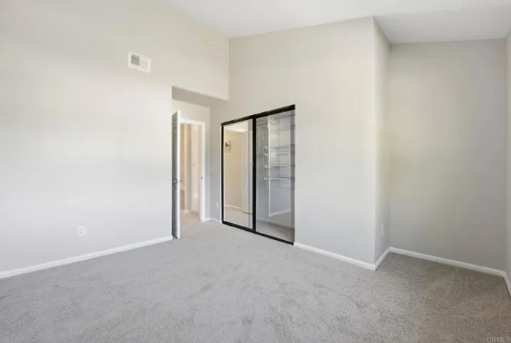374 Forest Place, Vista, California 92083