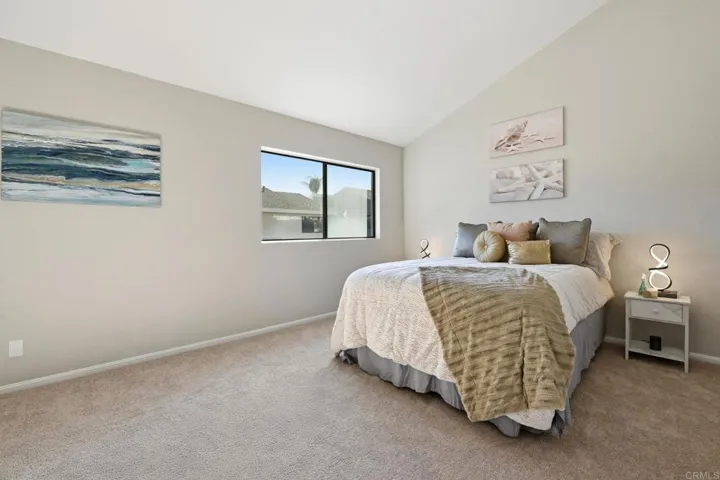 374 Forest Place, Vista, California 92083