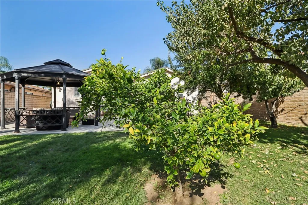 13816 Bessemer Street, Van Nuys, California 91401 home-pic-32