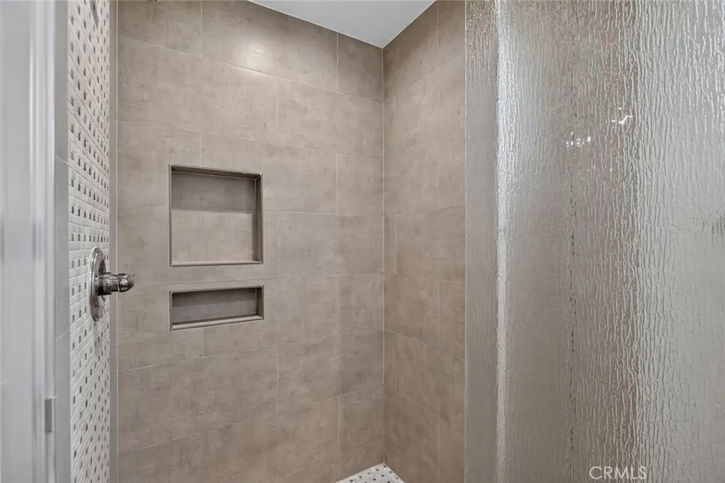 6633 E Paseo Del Norte, Anaheim Hills, California 92807 home-pic-42