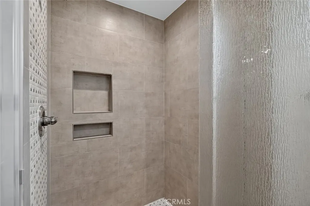 6633 E Paseo Del Norte, Anaheim Hills, California 92807 home-pic-26