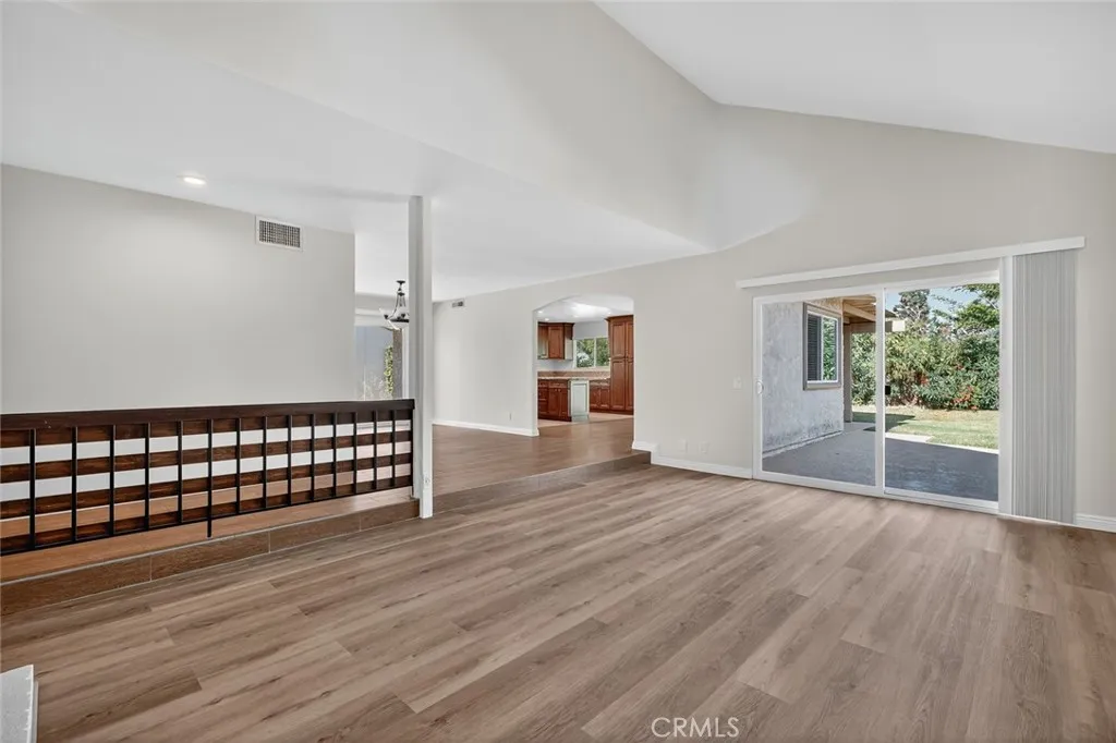 6633 E Paseo Del Norte, Anaheim Hills, California 92807 home-pic-8