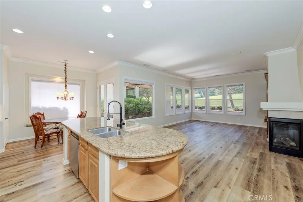 24627 Gleneagles Drive, Corona, California 92883 home-pic-16