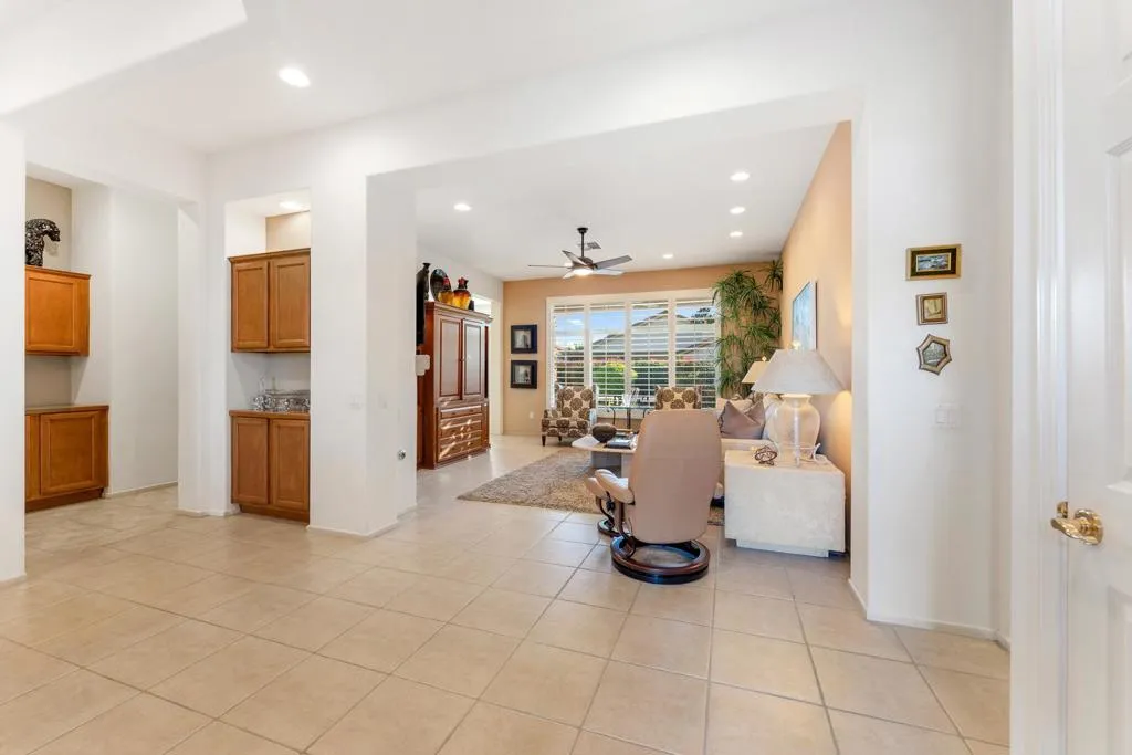 78325 Cloveridge Way, Palm Desert, California 92211 home-pic-14