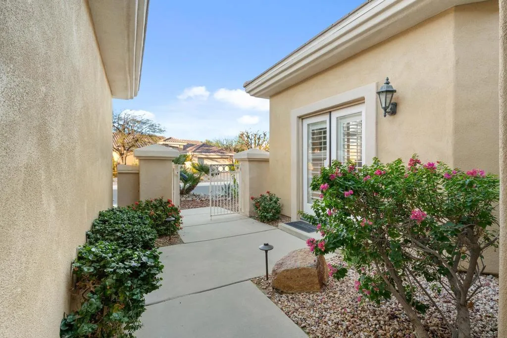 78325 Cloveridge Way, Palm Desert, California 92211 home-pic-7