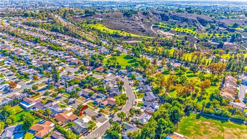 Walking Distance to School and Park