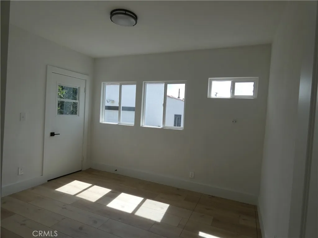 332 W 119th, Los Angeles, California 90061 home-pic-6