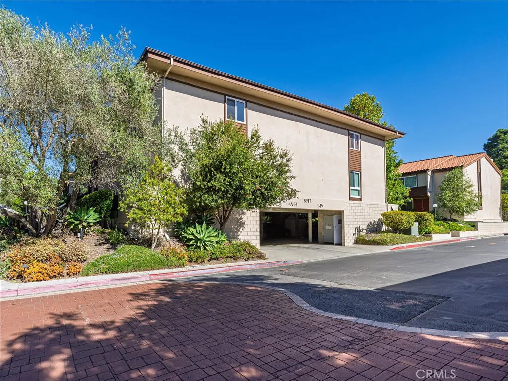 5917 Armaga Spring Road H, Rancho Palos Verdes, California 90275 home-pic-26