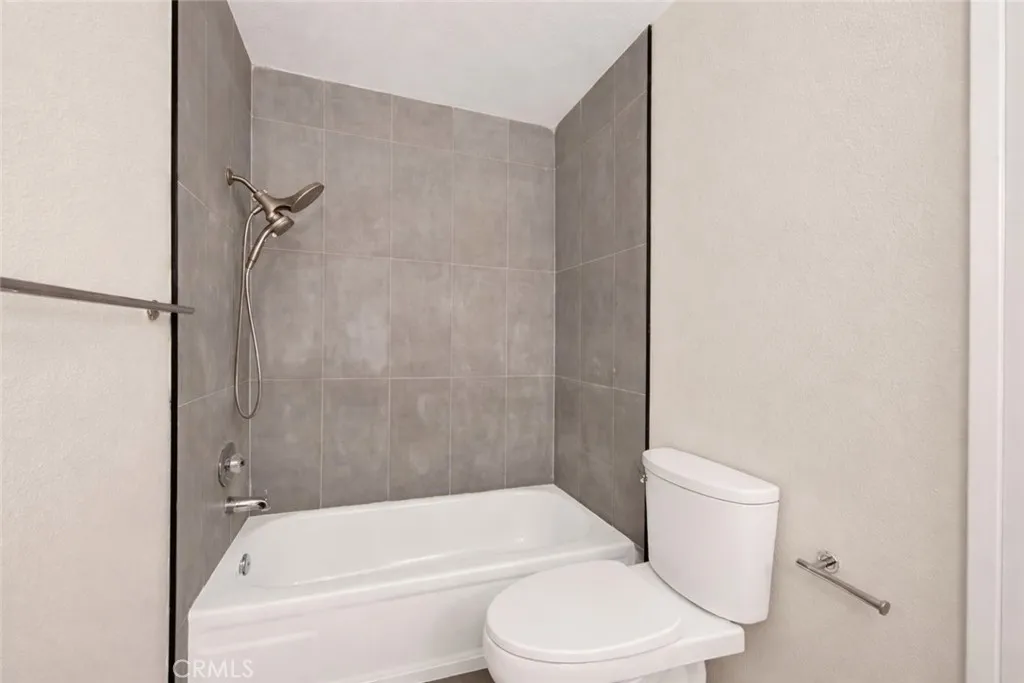 4040 Via Marisol 120, Los Angeles, California 90042 home-pic-18