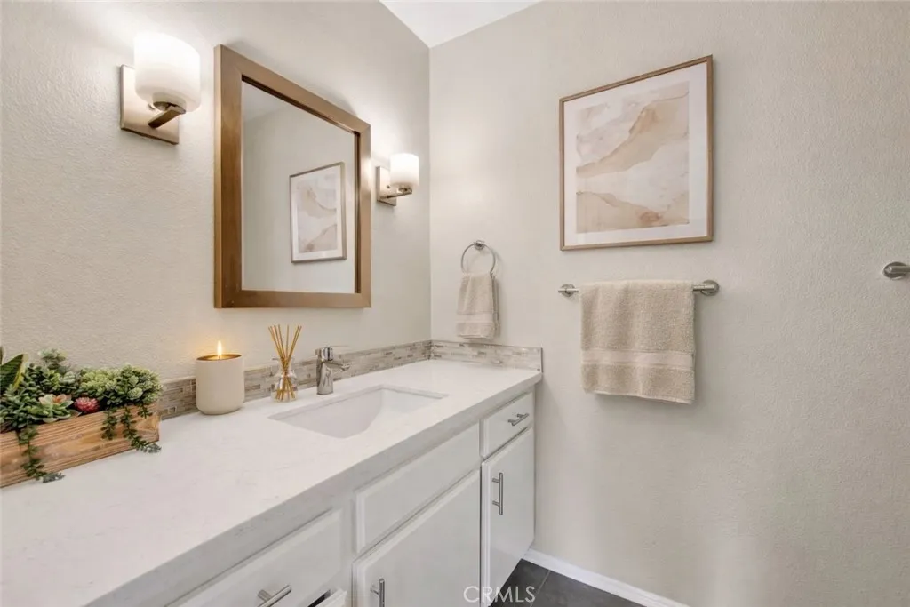 4040 Via Marisol 120, Los Angeles, California 90042 home-pic-11