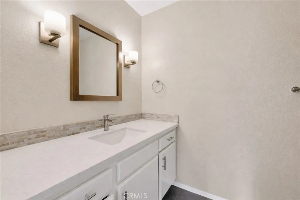 4040 Via Marisol 120, Los Angeles, California 90042 home-pic-12