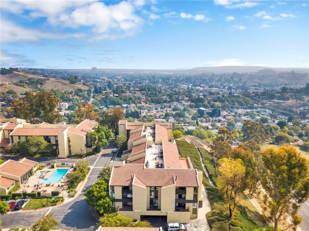 4040 Via Marisol 120, Los Angeles, California 90042 home-pic-37