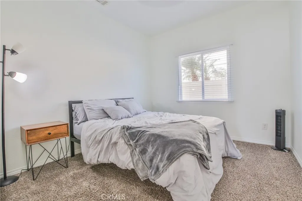 2820 Lake View, Perris, California 92571 home-pic-16