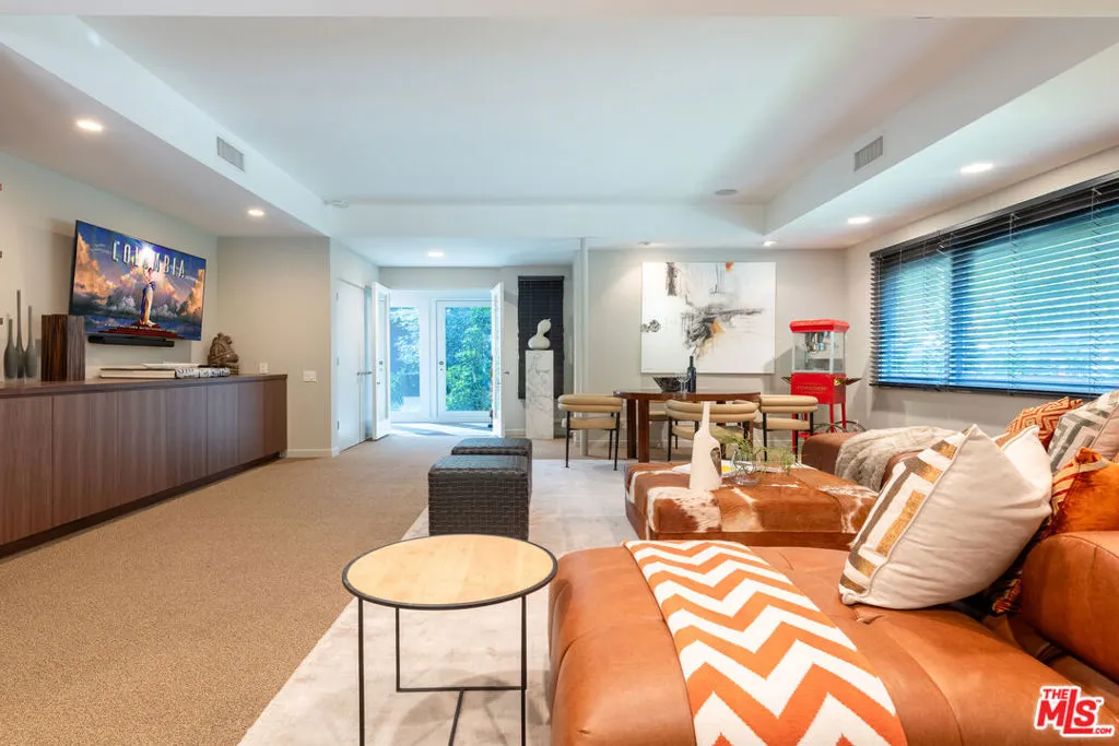 4620 Rubio Avenue, Encino, California 91436 home-pic-23