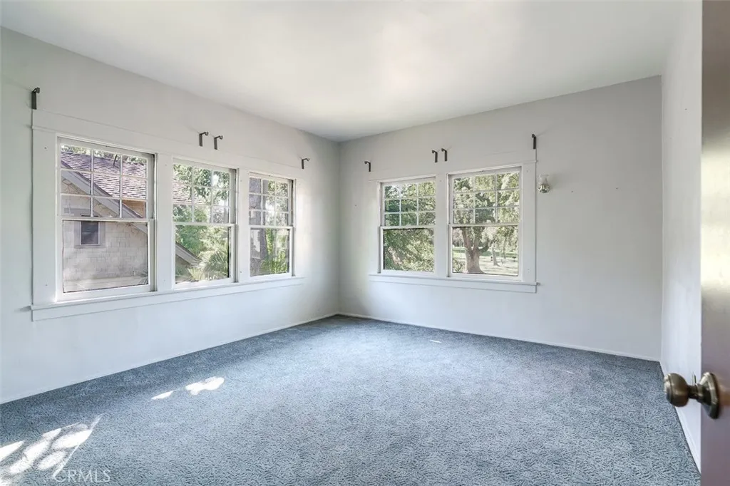 584 Saint John, Pasadena, California 91105 home-pic-35