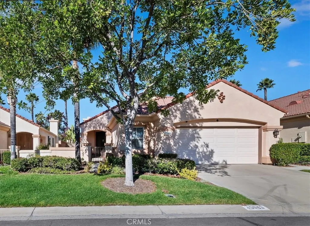 40053 Corte Fortuna, Murrieta, California 92562 home-pic-1