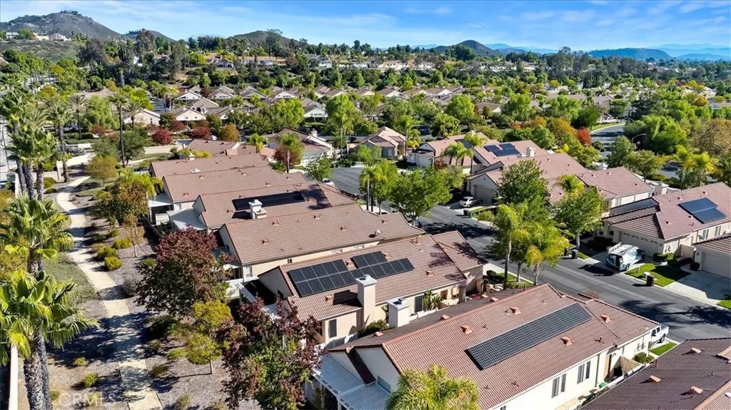 40053 Corte Fortuna, Murrieta, California 92562 home-pic-42