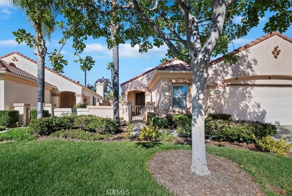40053 Corte Fortuna, Murrieta, California 92562 home-pic-4