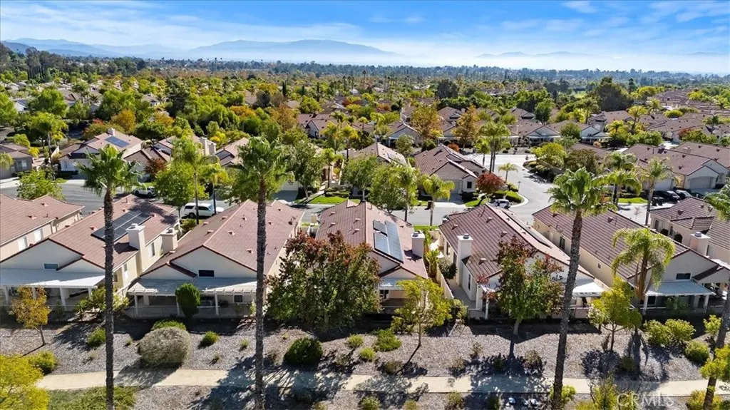40053 Corte Fortuna, Murrieta, California 92562 home-pic-40