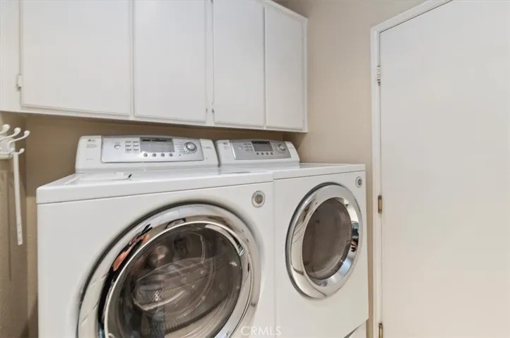 The LG washer and dryer convey with the sale!
