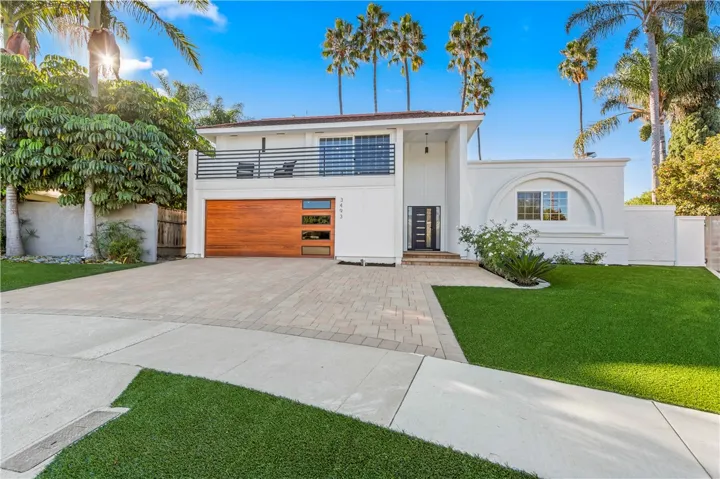 3493 San Marino Circle, Costa Mesa, California 92626
