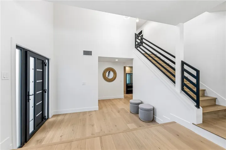 3493 San Marino Circle, Costa Mesa, California 92626