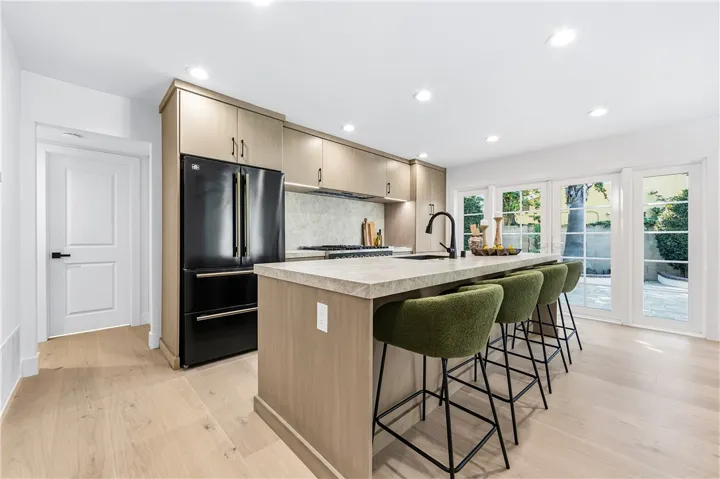 3493 San Marino Circle, Costa Mesa, California 92626