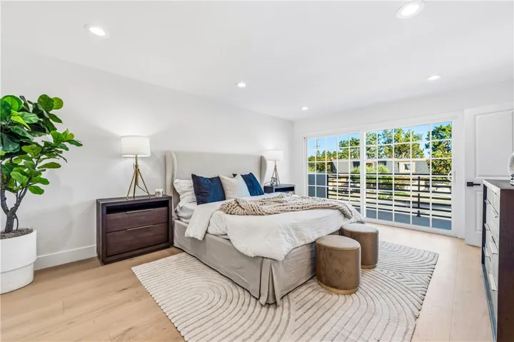 3493 San Marino Circle, Costa Mesa, California 92626