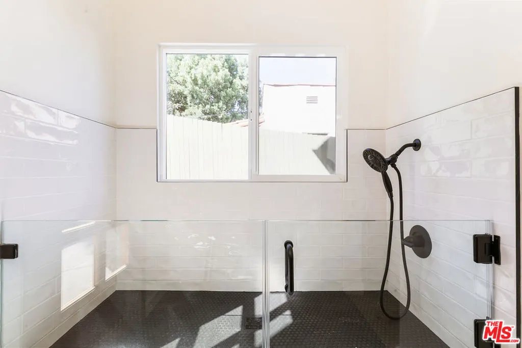 3818 Tracy Street, Los Angeles, California 90027 home-pic-9