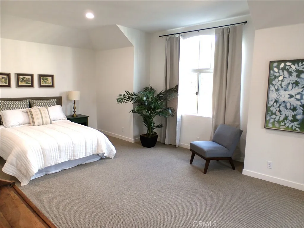 515 Orange Grove Place, Pasadena, California 91103 home-pic-22