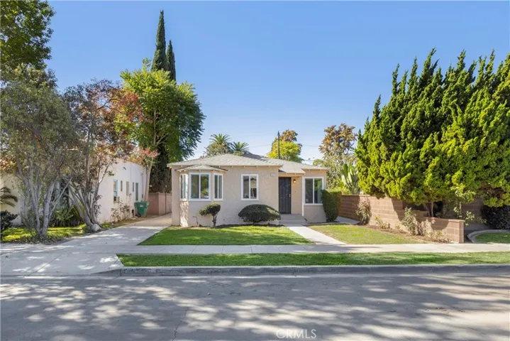 6475 Cerritos, Long Beach, California 90805
