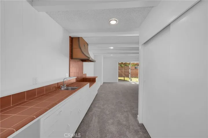 6475 Cerritos, Long Beach, California 90805