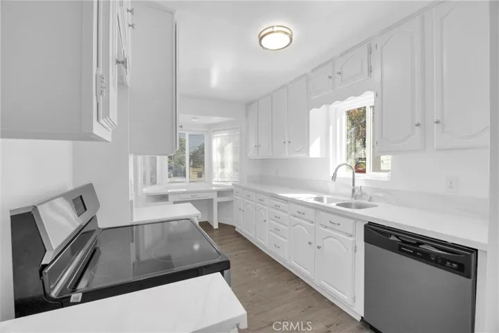 6475 Cerritos, Long Beach, California 90805