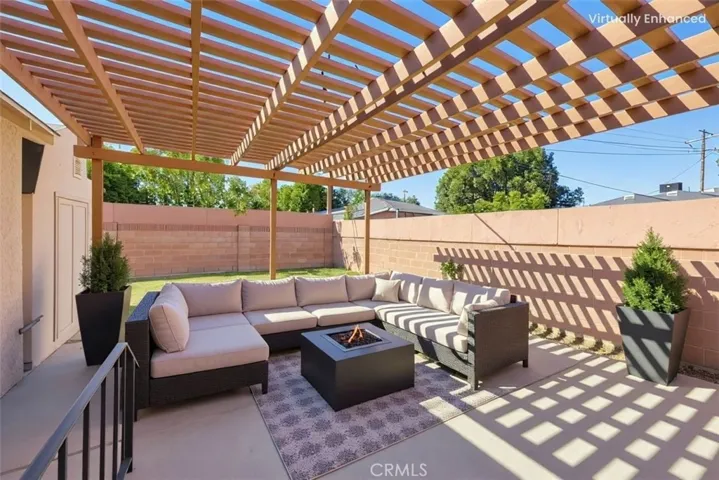 6475 Cerritos, Long Beach, California 90805