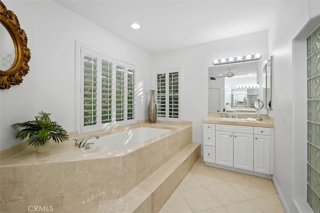 24 Peony, Coto De Caza, California 92679 home-pic-25