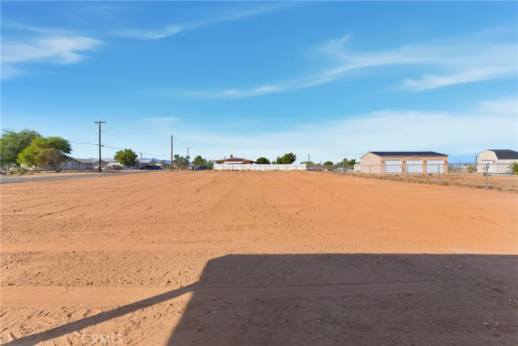 11412 Calcite Street, Hesperia, California 92345 home-pic-38