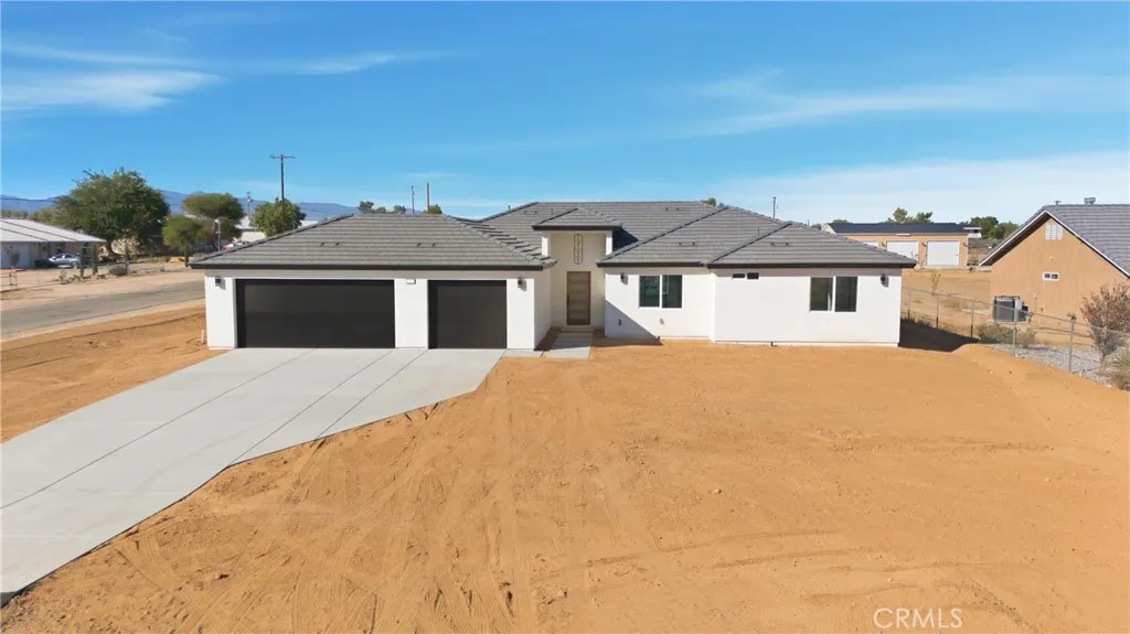 11412 Calcite Street, Hesperia, California 92345 home-pic-0