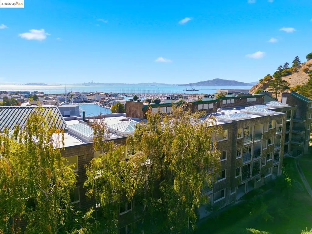 1300 Quarry Ct 212, Richmond, California 94801 home-pic-21