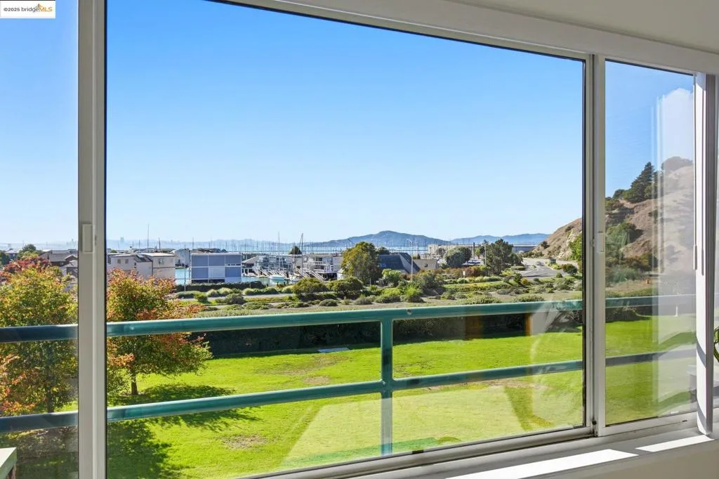 1300 Quarry Ct 212, Richmond, California 94801 home-pic-6