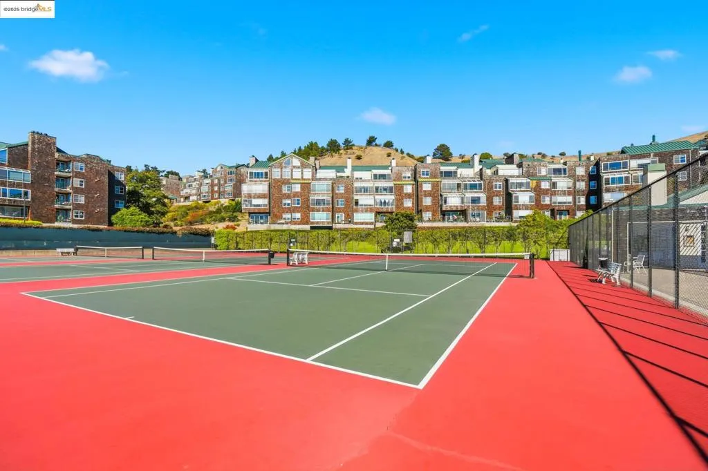 1300 Quarry Ct 212, Richmond, California 94801 home-pic-20