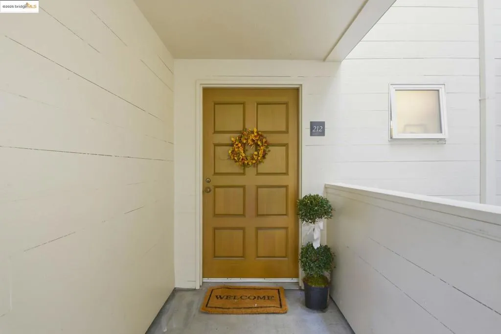 1300 Quarry Ct 212, Richmond, California 94801 home-pic-3