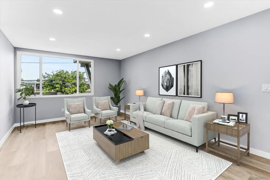 3845 Groton St 4, San Diego, California 92110 home-pic-2