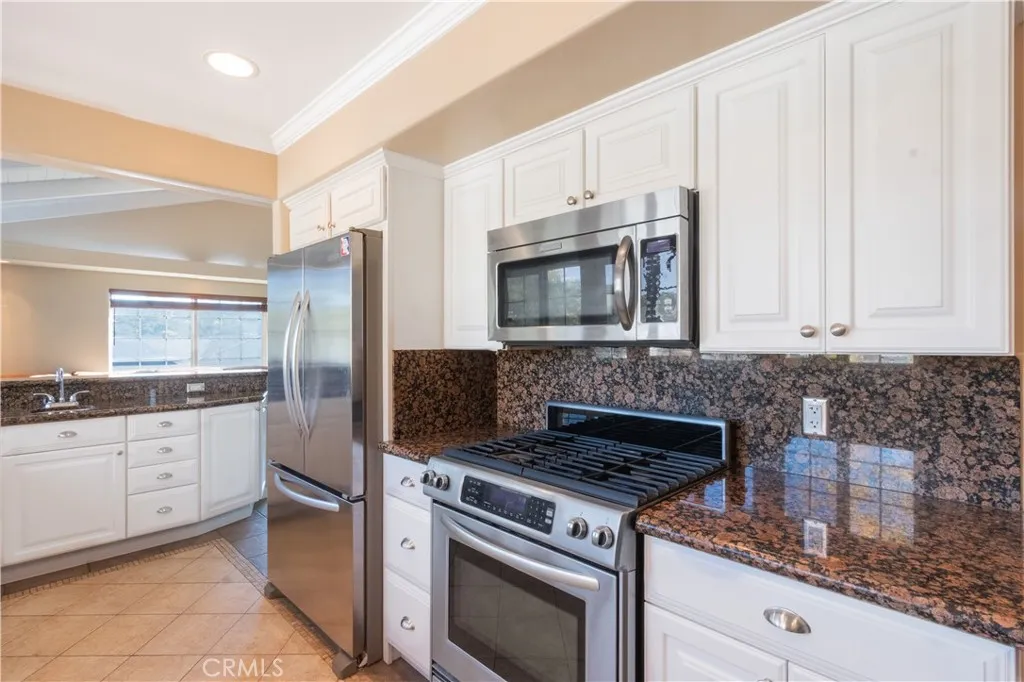 1954 Brook Ln., Paso Robles, California 93446 home-pic-9