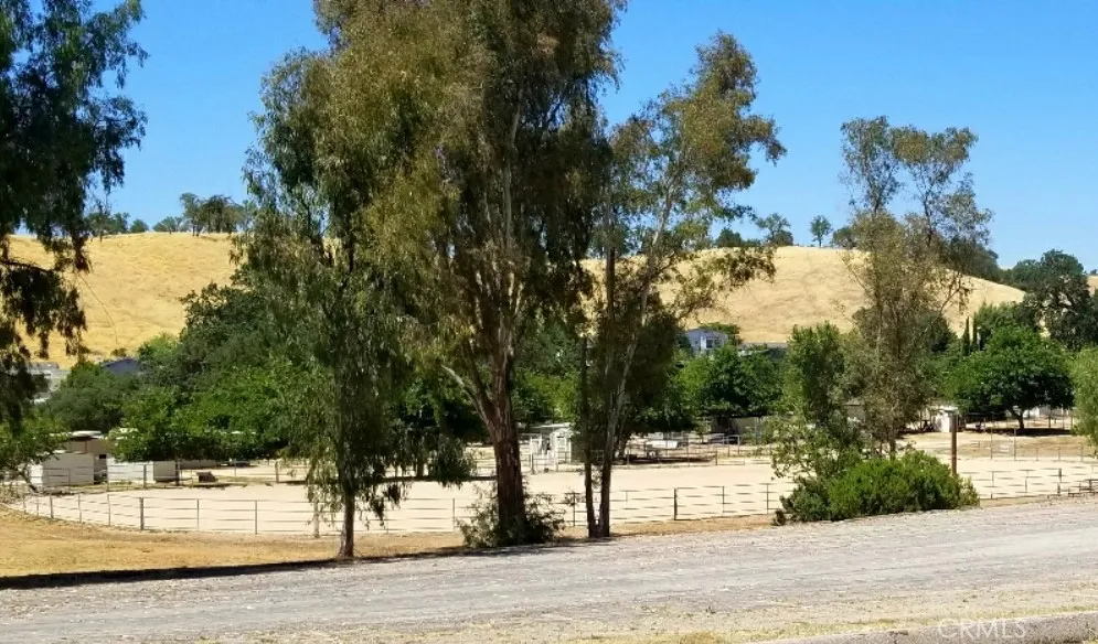 1954 Brook Ln., Paso Robles, California 93446 home-pic-34