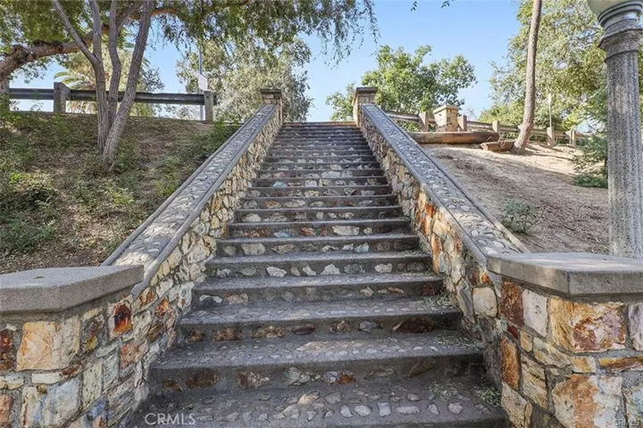 1360 G Shadow Lane G, Fullerton, California 92831