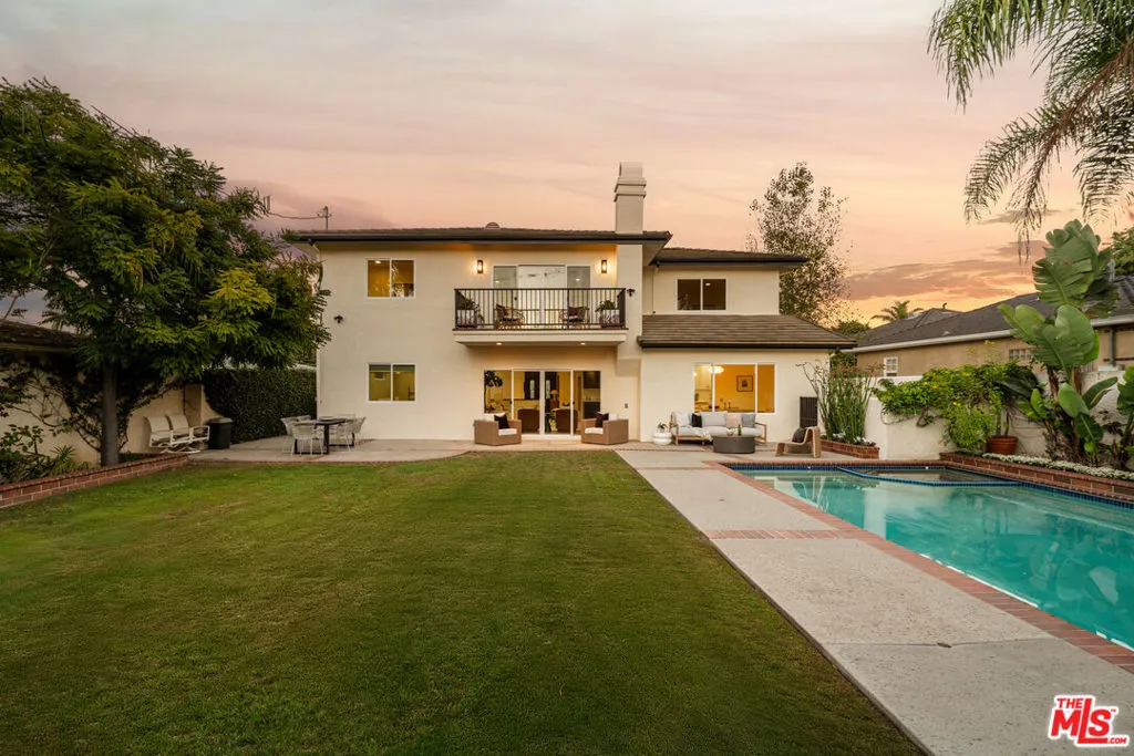 7825 Cowan Avenue, Los Angeles, California 90045 home-pic-30