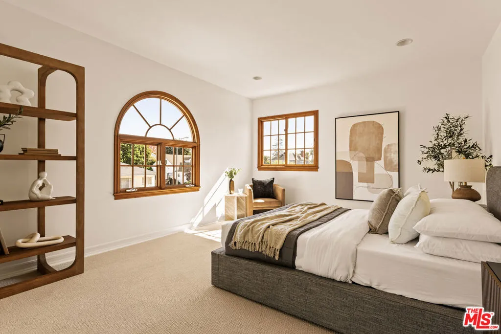 7825 Cowan Avenue, Los Angeles, California 90045 home-pic-22