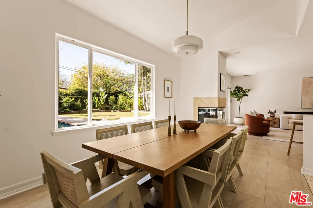 7825 Cowan Avenue, Los Angeles, California 90045 home-pic-13