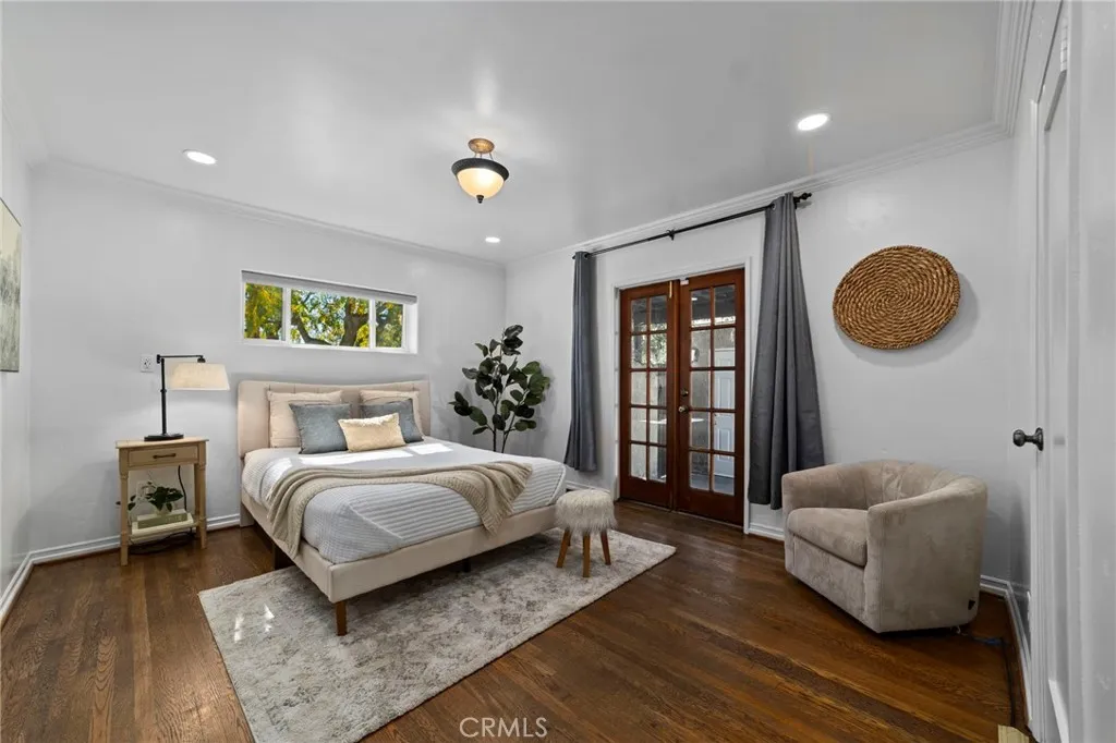 1697 N Allen, Pasadena, California 91104 home-pic-23